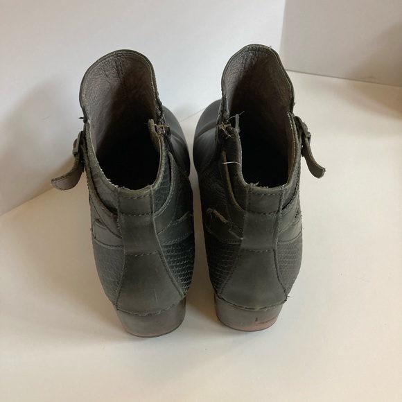 Sanita Gray Leather Zip Scaled Heel Rubber Clog Boots Women’s Size 40 - Picture 6 of 8